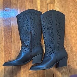 Cowgirl Black Heeled Boots for Women
